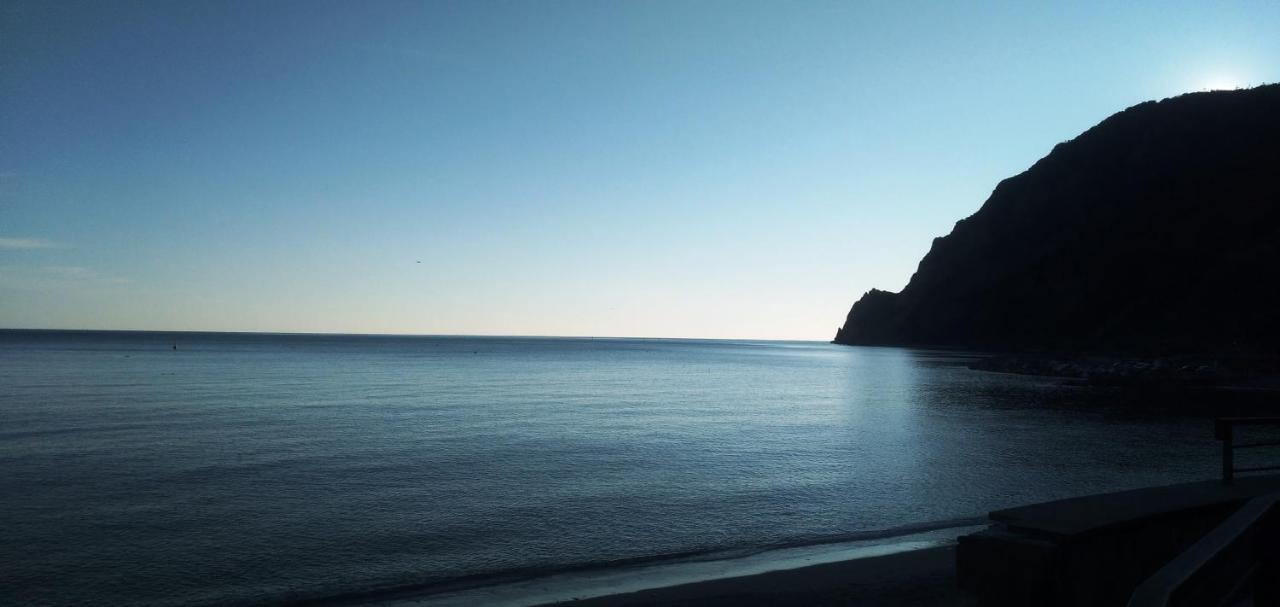 شقة Monterosso...A Due Passi Dal Mare مونتيروسّو ال ماري المظهر الخارجي الصورة